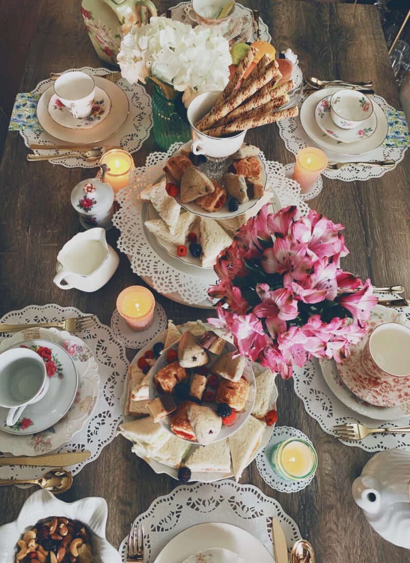 Your Guide to Hosting a Beautiful Mother’s Day Brunch