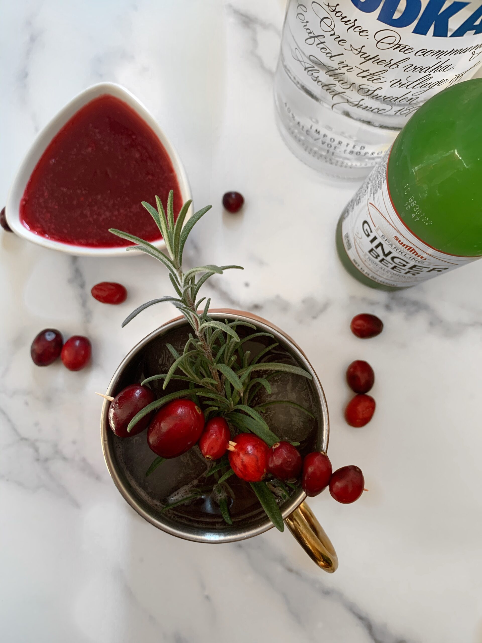 Raise a Glass: How to Craft the Perfect Cranberry Moscow Mule Bar for Your Holiday Party