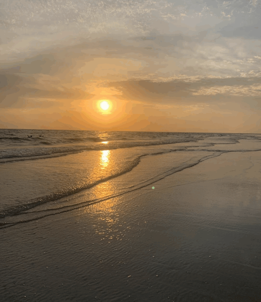 Sunset over siesta key for a siesta key travel guide post