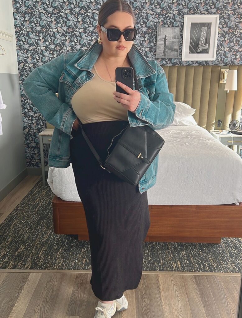 Mirror selfie before a solo dinner, capturing solo travel for women confidence