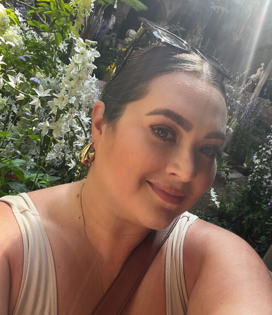 Discovering hidden gems while traveling alone, solo travel for women adventure